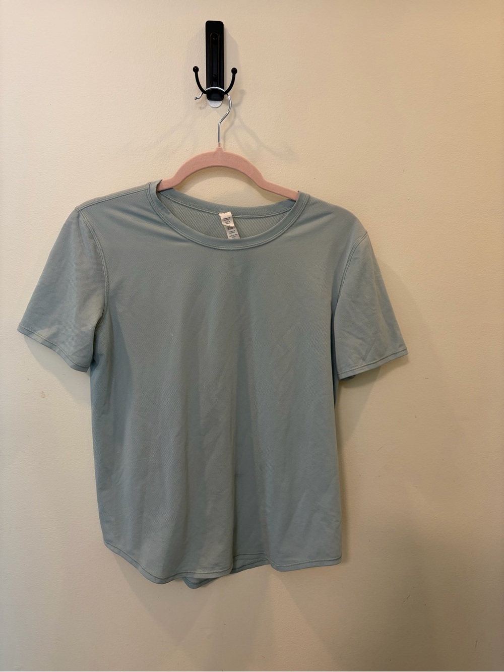 lululemon athletica Light Blue Short Sleeve Crewneck Tee - Picture 2 of 5
